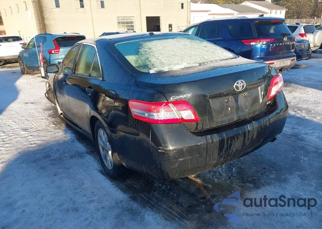 4T4BF3EK9BR156103: 44075322