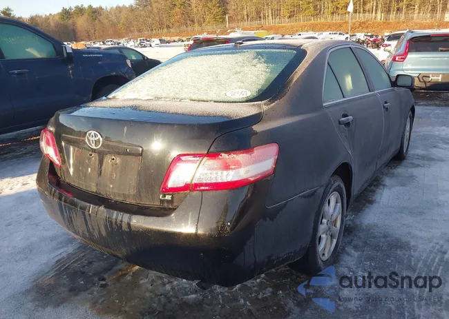 4T4BF3EK9BR156103: 44075322