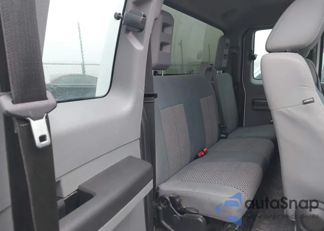 1FT7X2B65FEB69031: 44075341