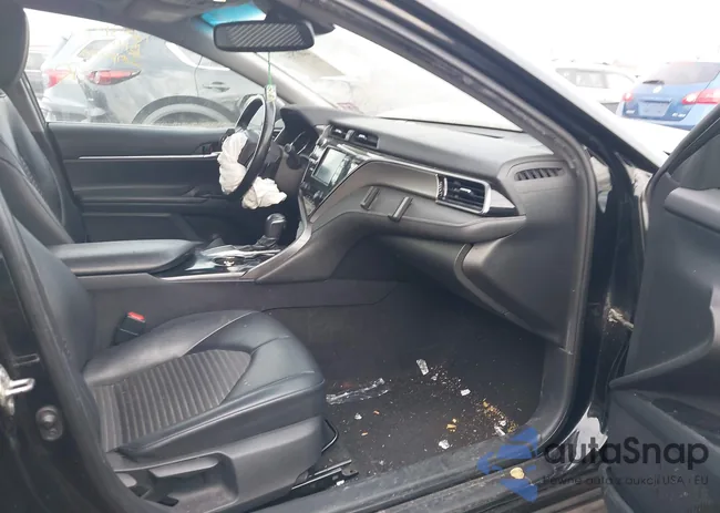 4T1B11HK6KU851745: 44075347