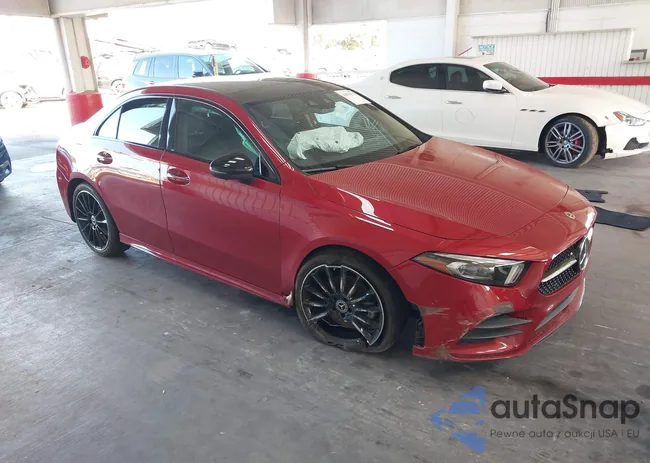 W1K3G4EB3MJ286118: 44076571