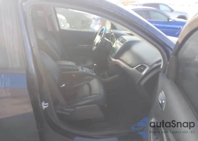 3C4PDCGG5JT310799: 44076655