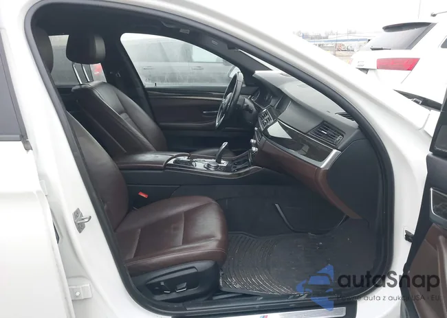 WBA5A7C54FG144022: 44076805