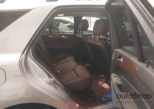 4JGDA5HB9CA032182: 44076810