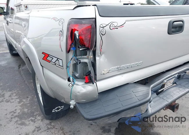 2GCEK19T651221097: 44076867