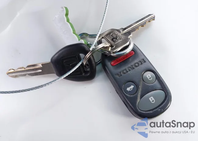 1HGCG32212A032348: 44076889