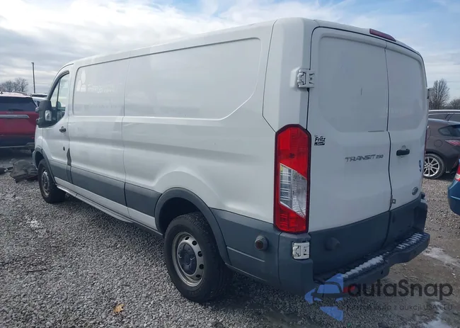 1FTNR2YM4FKA43817: 44076893