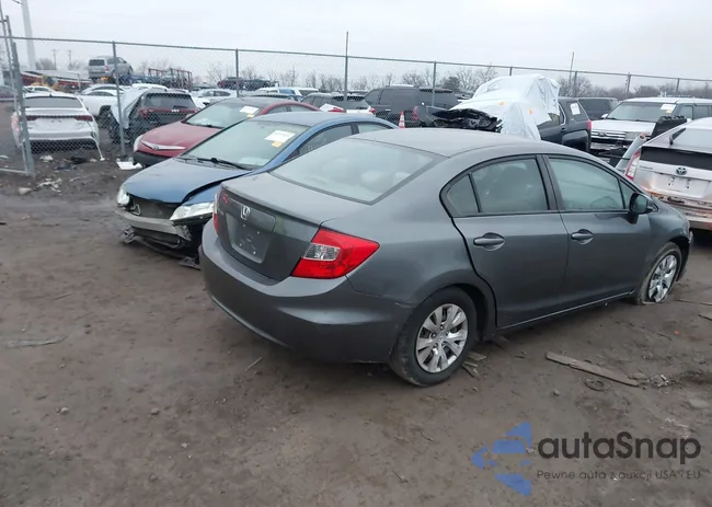 19XFB2F55CE105776: 44076942