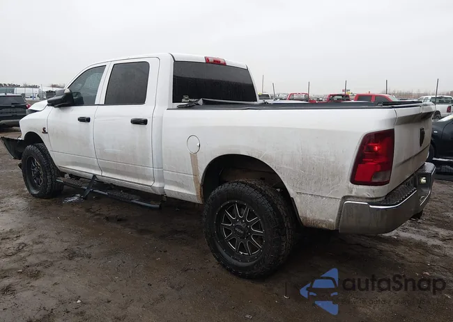 3C6UR5CL1EG320951: 44077007