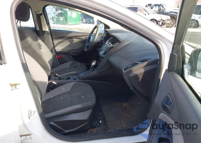 1FAHP3E2XCL459961: 44077093