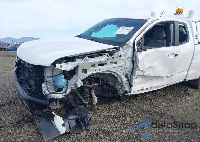 1GCHTBEN3M1101687: 44077105