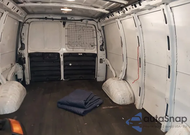 1GCZGFBA8A1147352: 44077135