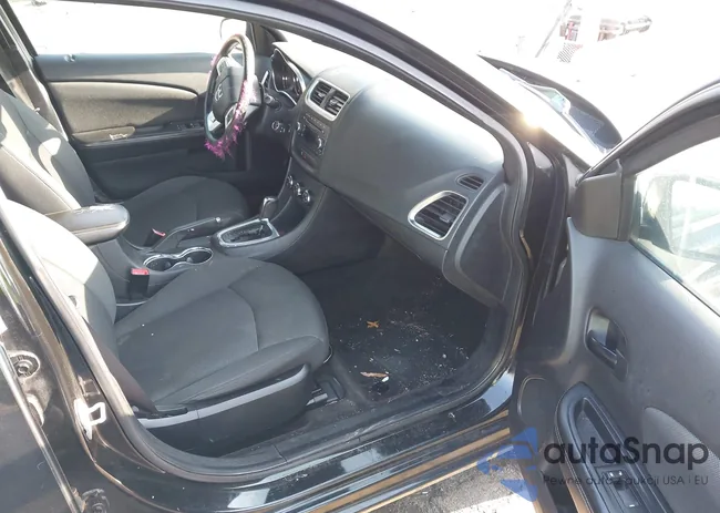 1C3CDZCB9CN196759: 44077155