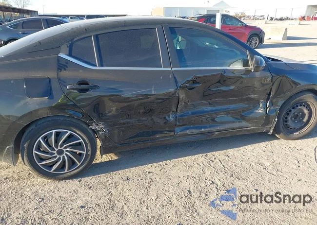 3N1AB8BV1MY226830: 44076227