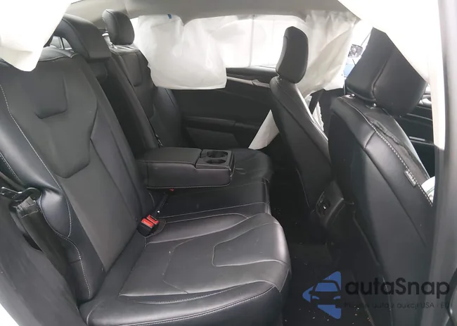 3FA6P0D96LR175104: 44076290