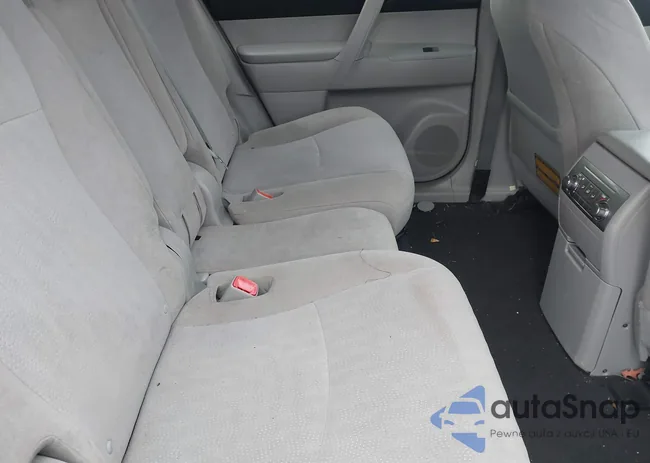 5TDBK3EH4CS100204: 44076324