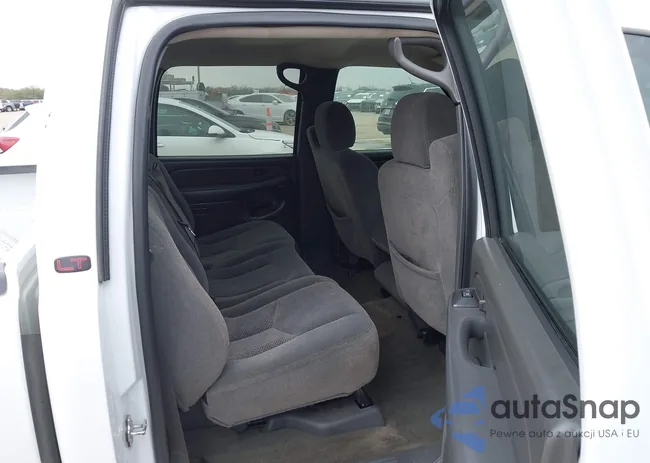 2GCEK13T961103667: 44076441