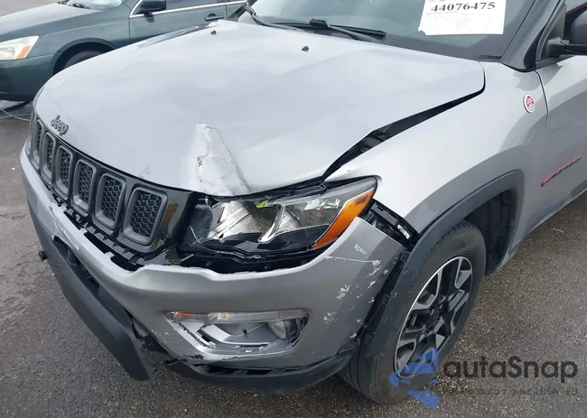 3C4NJDDB3MT564921: 44076475