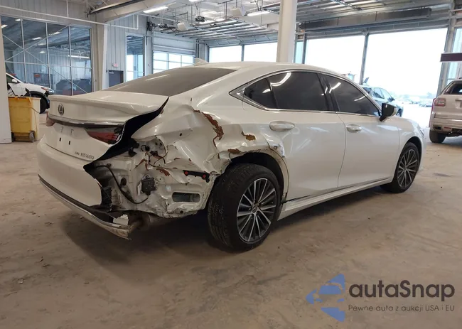 58AD11D10PU011370: 44076483