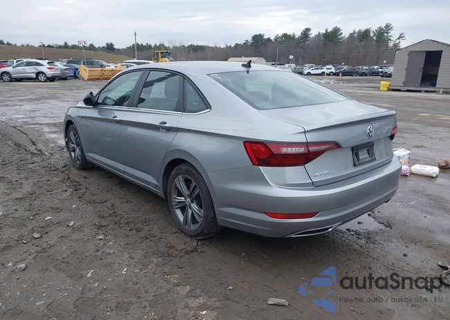 3VWN57BU8MM011912: 44077575