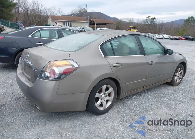 1N4AL21E38N469444: 44077596