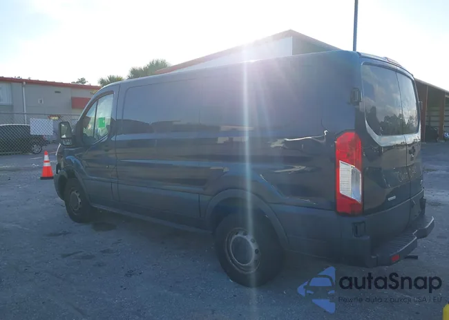 1FTYR1YG4JKB34984: 44077648