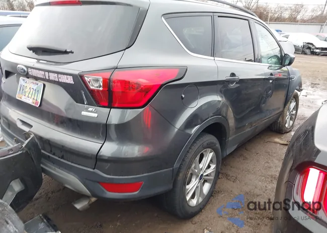 1FMCU0HD0KUC50080: 44077679