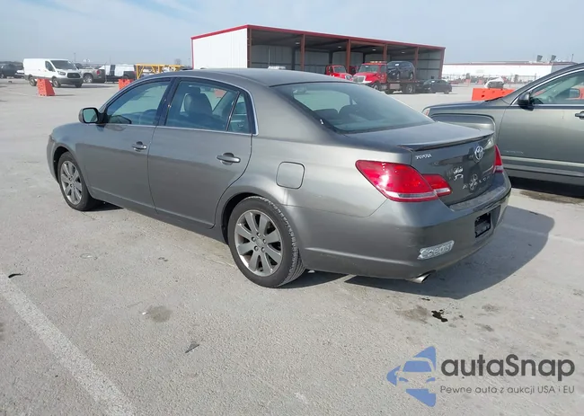 4T1BK36B85U027231: 44077689