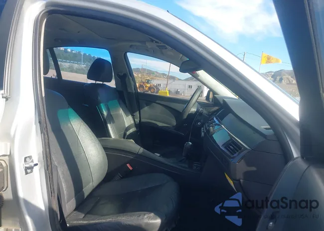 WBANA53564B845482: 44077705