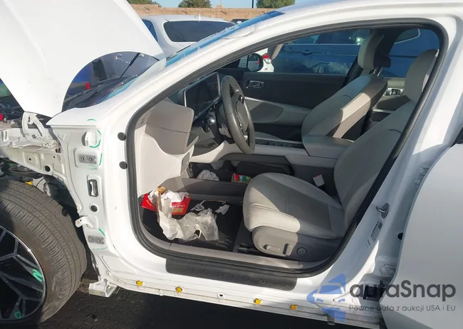 KMHM34AA0RA073928: 44077799