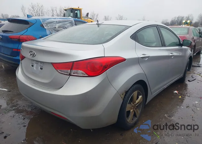 5NPDH4AE3DH372856: 44077891