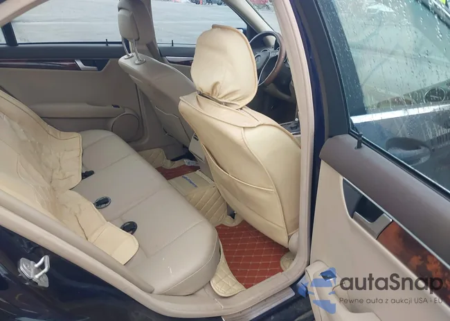 WDDGF4HB1CA620192: 44077950