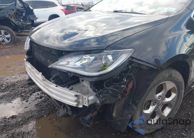 2C4RC1L79JR262247: 44077957