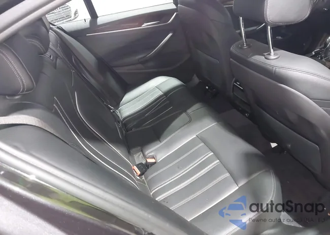 WBAJE5C51KWW16717: 44077997