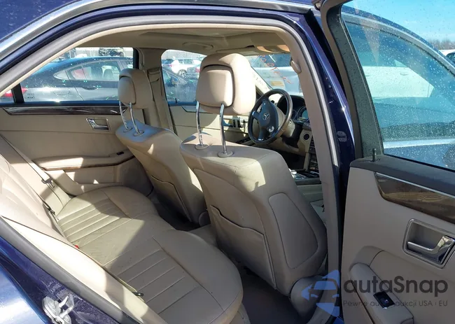 WDDHF8HBXAA123750: 44078055