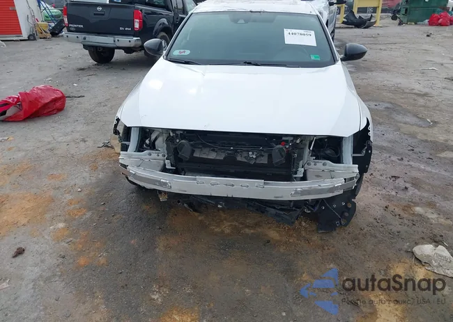 1HGCV2F33NA003196: 44078059