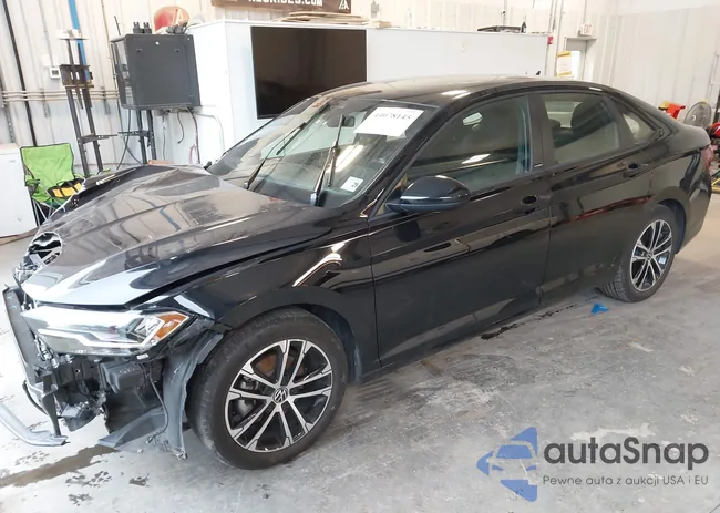 3VWAM7BU3RM062601: 44078145