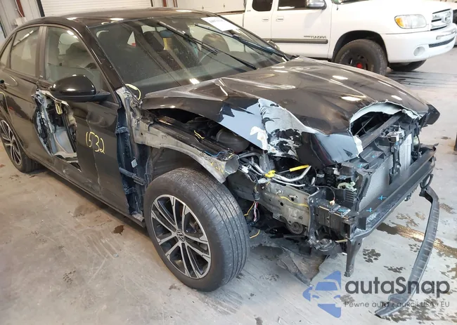 3VWAM7BU3RM062601: 44078145