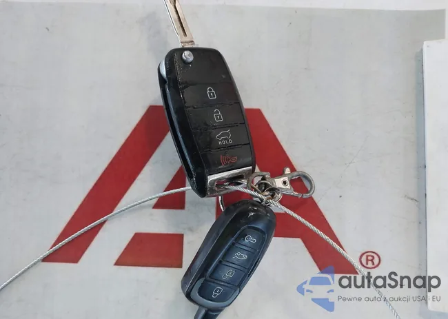 KNDJP3A50F7158284: 44078153