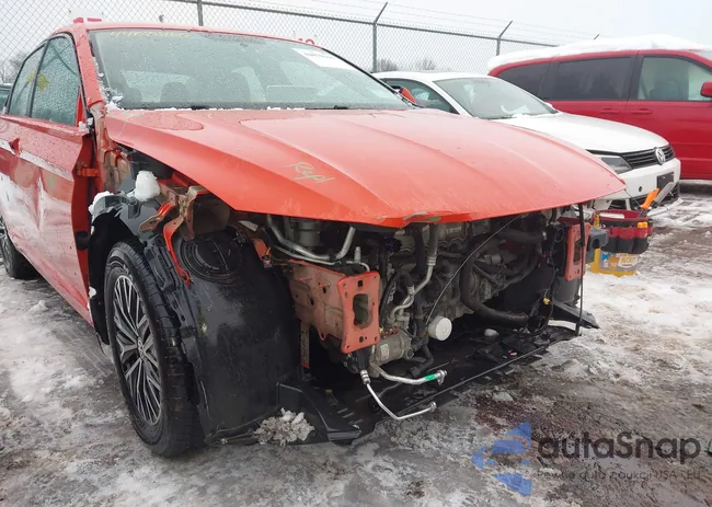 3VWN57BU1MM020841: 44078165