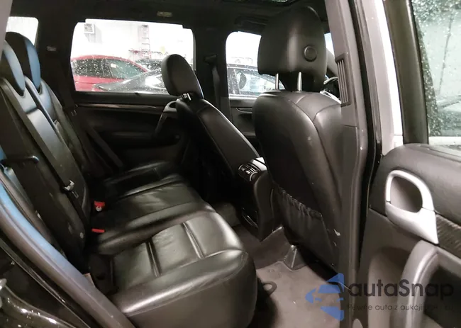 WP1AA29P48LA13341: 44077183