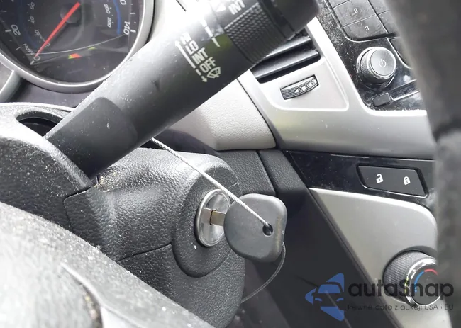 1G1PA5SH7E7140159: 44077376