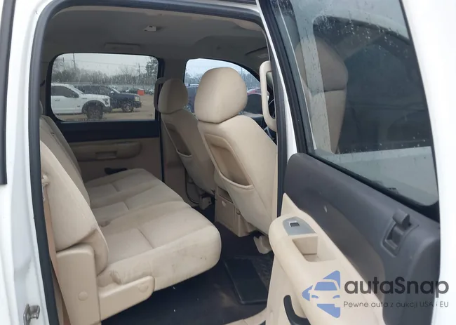 3GCEC23J99G269586: 44077427