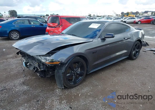 1FA6P8CF4M5118247: 44077450