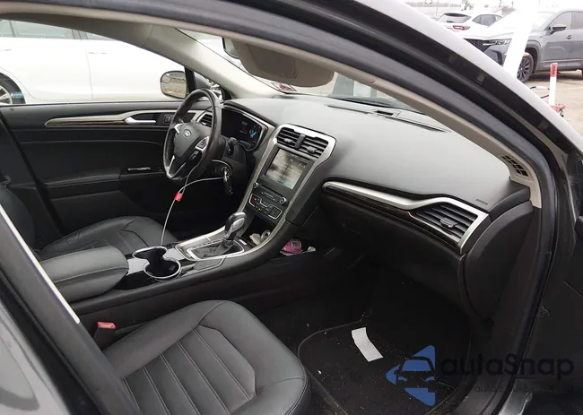 1FA6P0HD1G5119949: 44077461