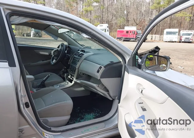 2T1BU4EEXCC851077: 44078732