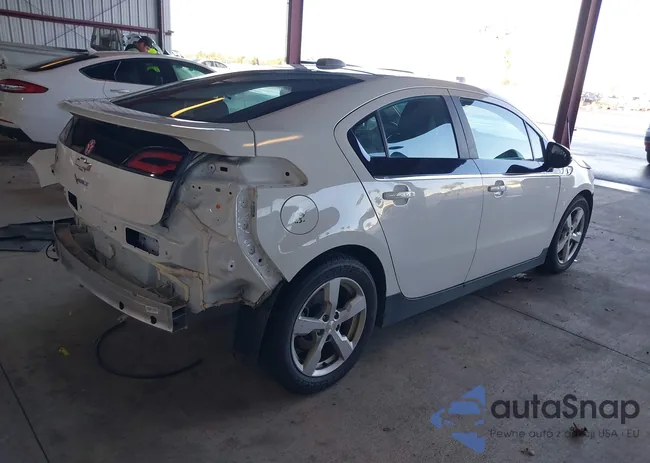 1G1RD6E46FU141384: 44078801