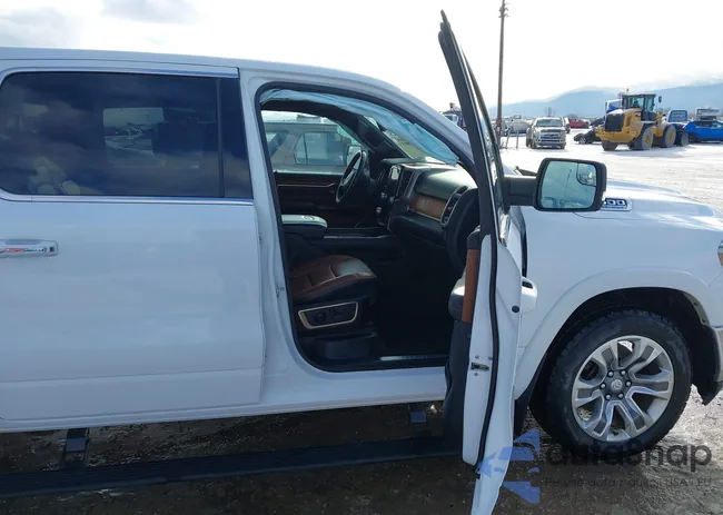 1C6SRFKT3NN110048: 44078893