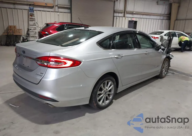 3FA6P0LU5HR324325: 44079155