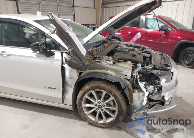 3FA6P0LU5HR324325: 44079155